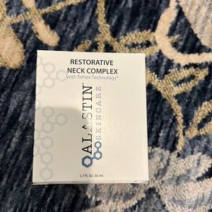 Alastin Restorative Neck Complex